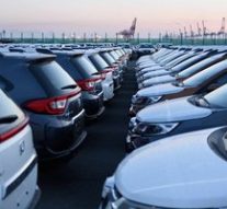 Auto industry unites to oppose Trump import tariffs