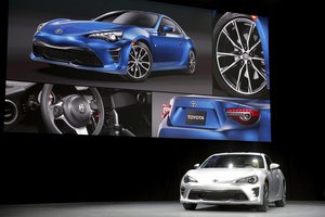 Toyota plans 2nd-generation 86, report says