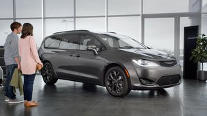 New Chrysler Pacifica ad: Perception of minivan ownership vs. reality