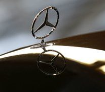 Daimler Q1 profit hurt by higher costs, drop in deliveries