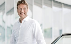 Incoming Daimler CEO weighs billions in cost cuts