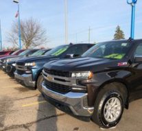 GM: Sales fall 8.3% in March, 7% in Q1