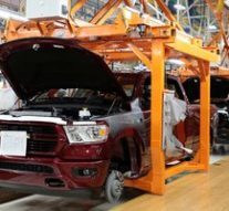 FCA Q1 profit falls 29% on weaker sales, revenue