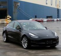 Tesla bid for tariff exemption on Model 3 'brain' rejected by U.S.